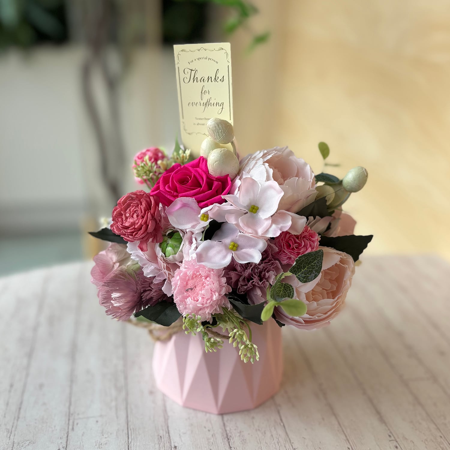 枯れない花の贈り物|プリザーブドフラワー ギフト|No.10|美しい存在感