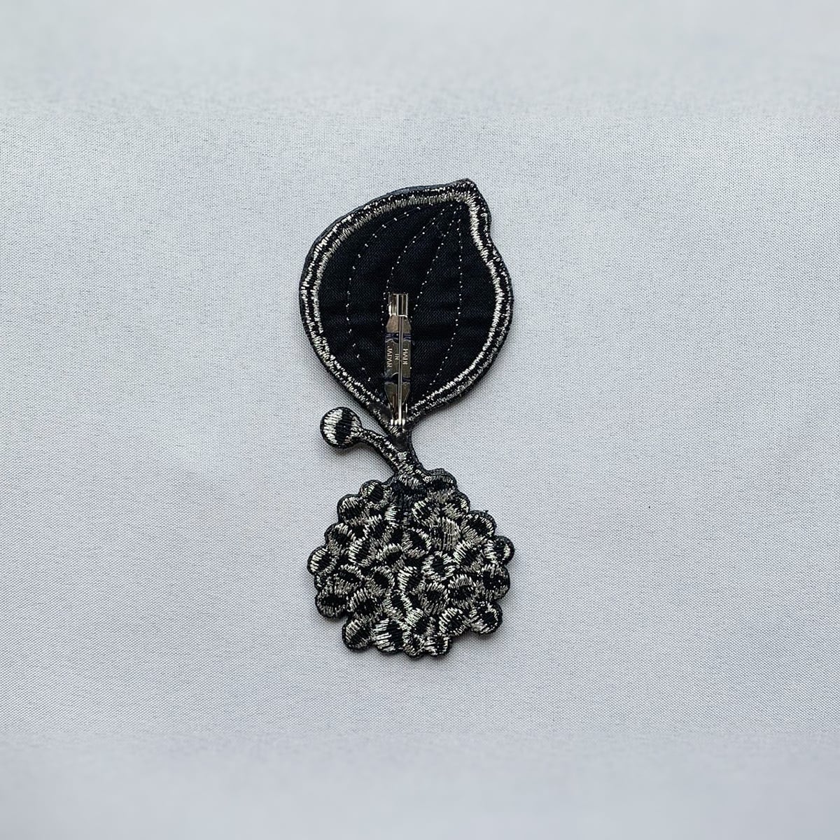 刺繍ブローチ ga.la (br-071)2色