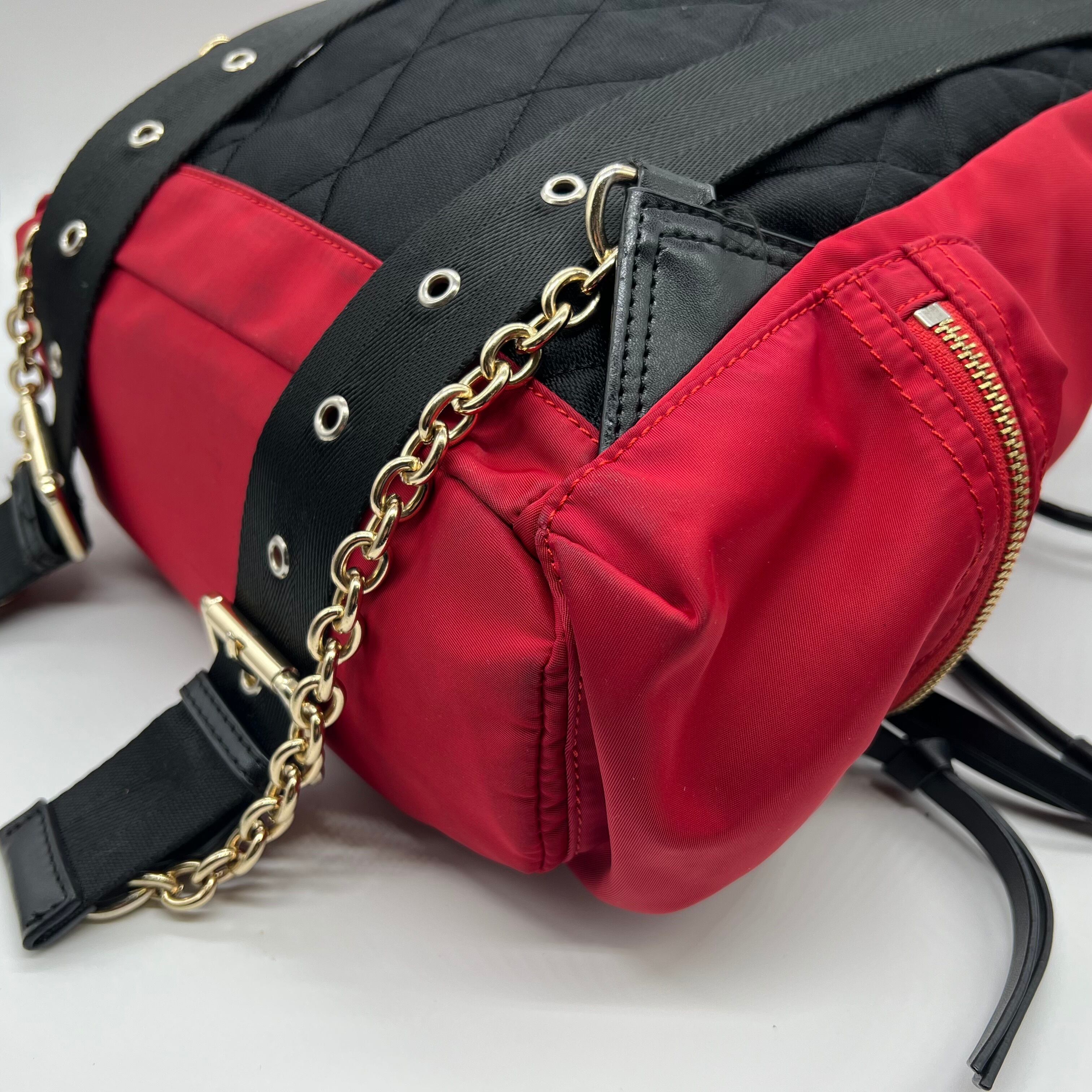 BURBERRY】バーバリー ナイロン バックパック リュック 赤 | Regalia.japan