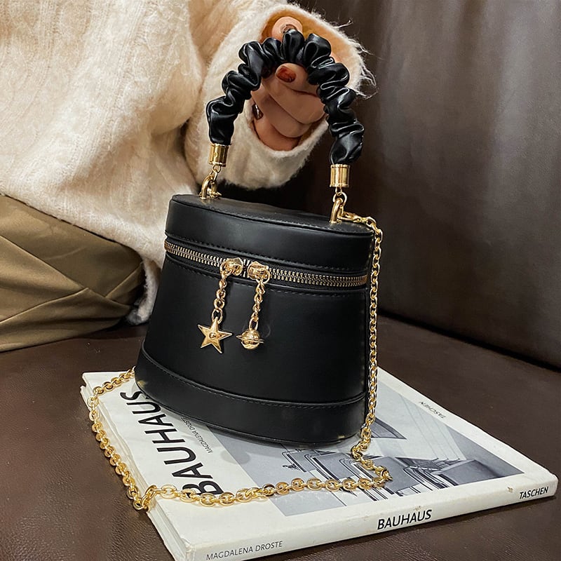 オータムウィンターレッドチェーン 秋物 冬物 メッセンジャーバッグ Tiancai_Wing_Bag1756987578