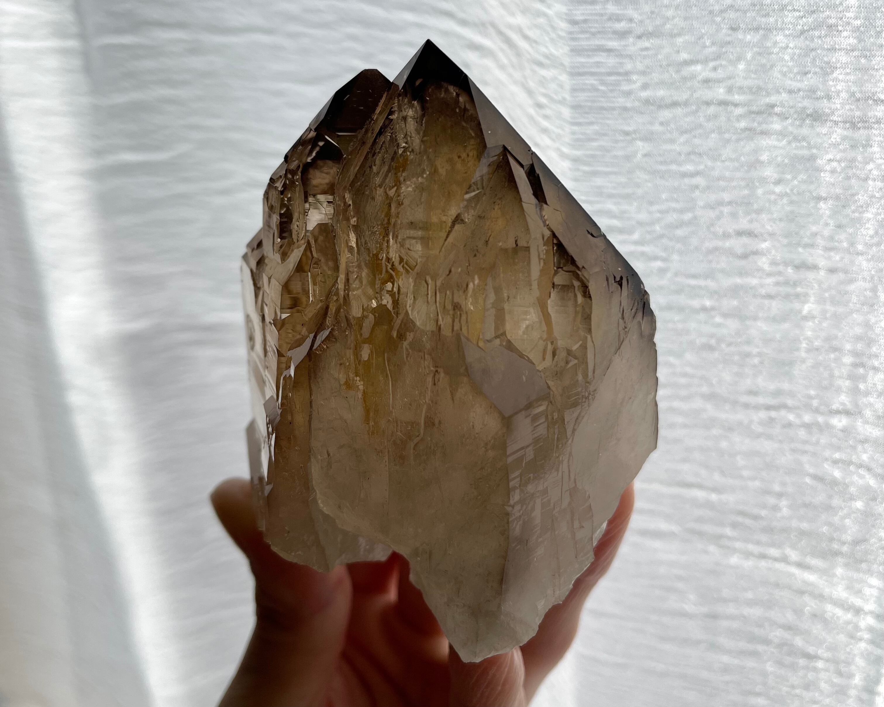 スモーキークォーツ（カテドラル）【Smoky Quartz】ブラジル産