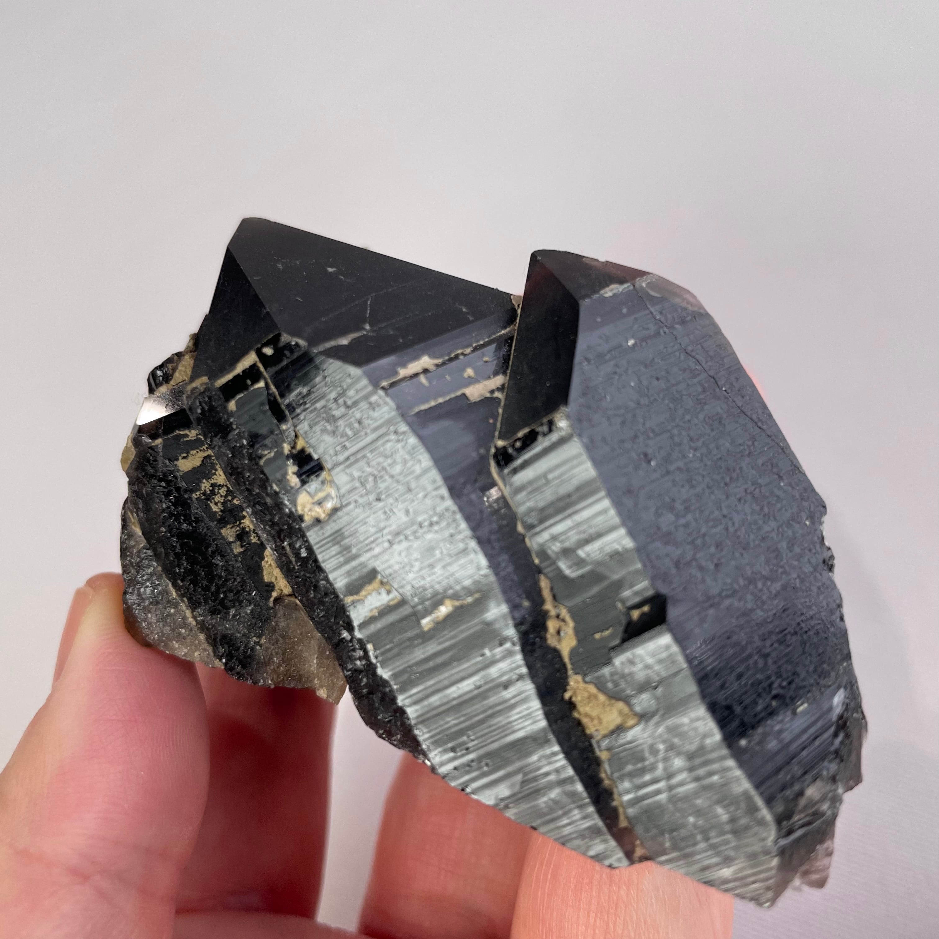 ⚫︎モリオンクラスター | GROW STONE OHMOYA通販ショップ 天然石
