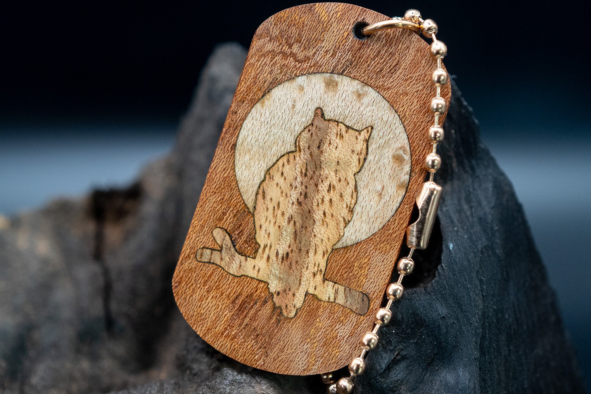 【日本を代表する巨木】欅(ケヤキ) ドッグタグ 象嵌 夜とミミズク