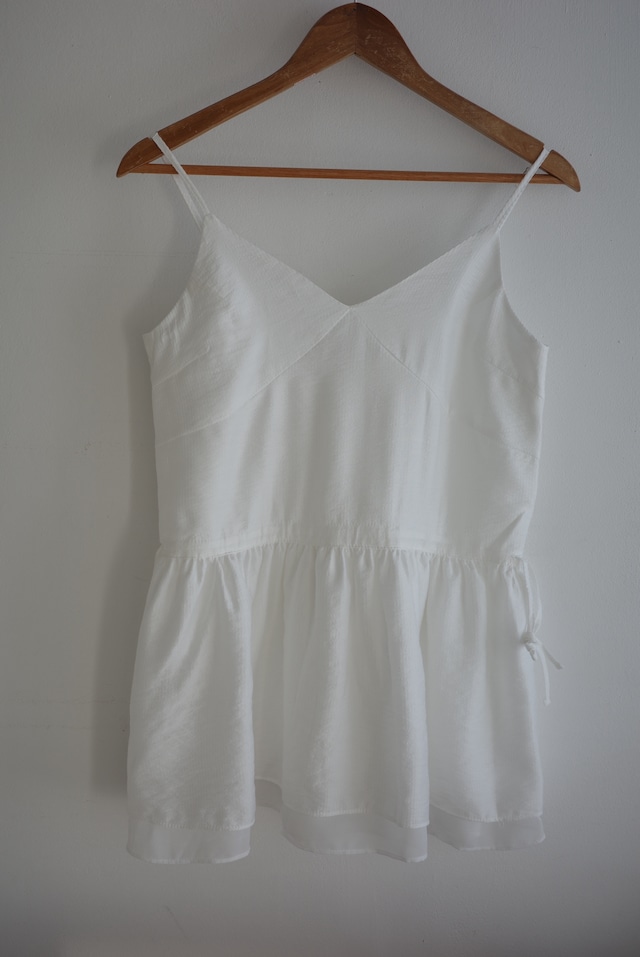 (即納) mellounge / Ruffle frill buister
