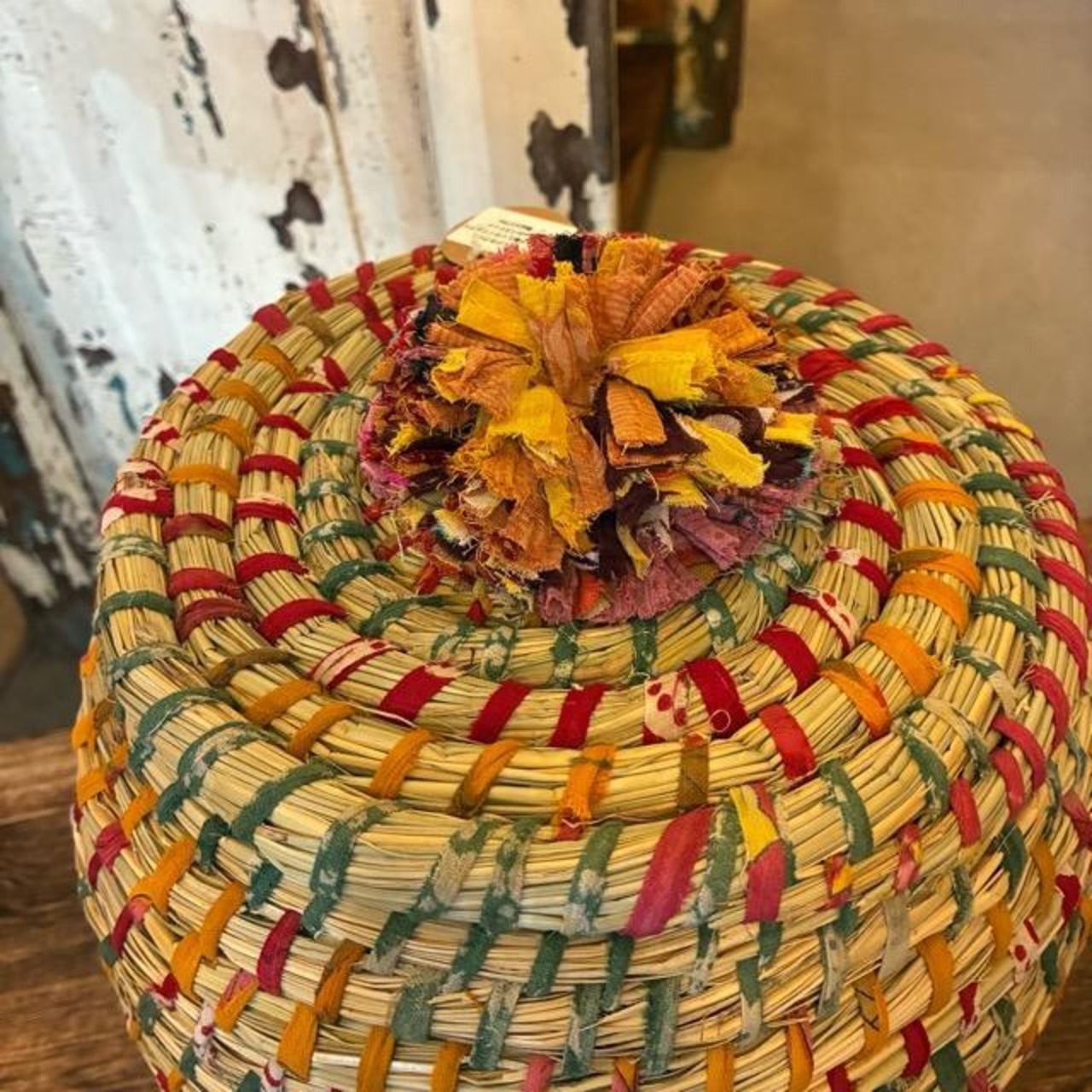 バングラディッシュ　カイザ草のふたつきナチュラルラウンドバスケット　全２色　 マルチ　ホワイト　People Tree　フェアトレード　エコシカル　サリー　カゴ