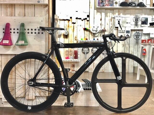 新品】FUN 700C ブラック バトンホイール F ピスト ロード パーツ 前後