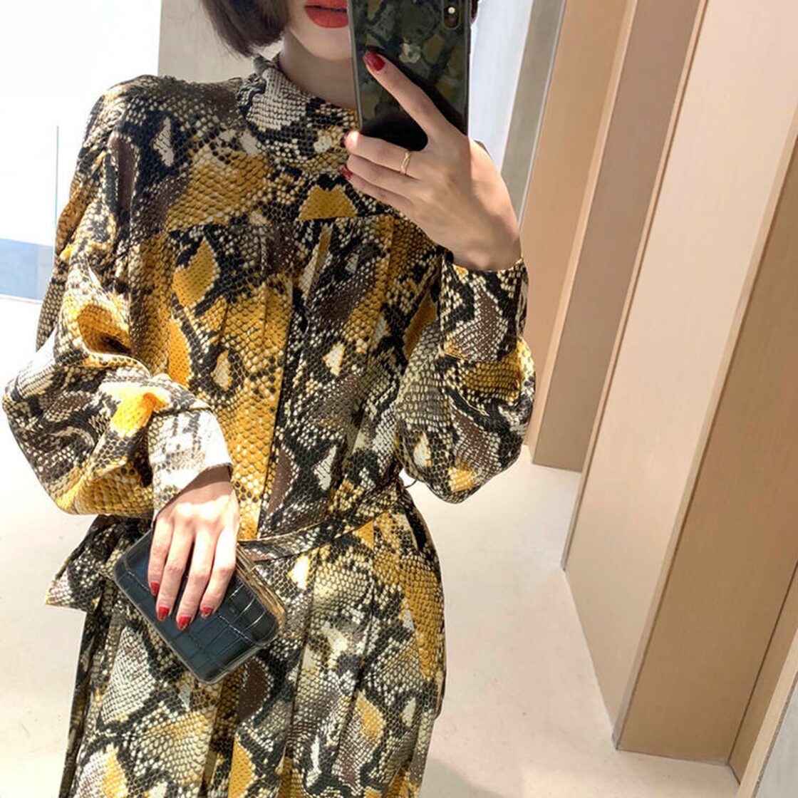 秋 冬 レディース ワンピース 長袖 ロング マキシ丈 ヘビ柄 パイソン 