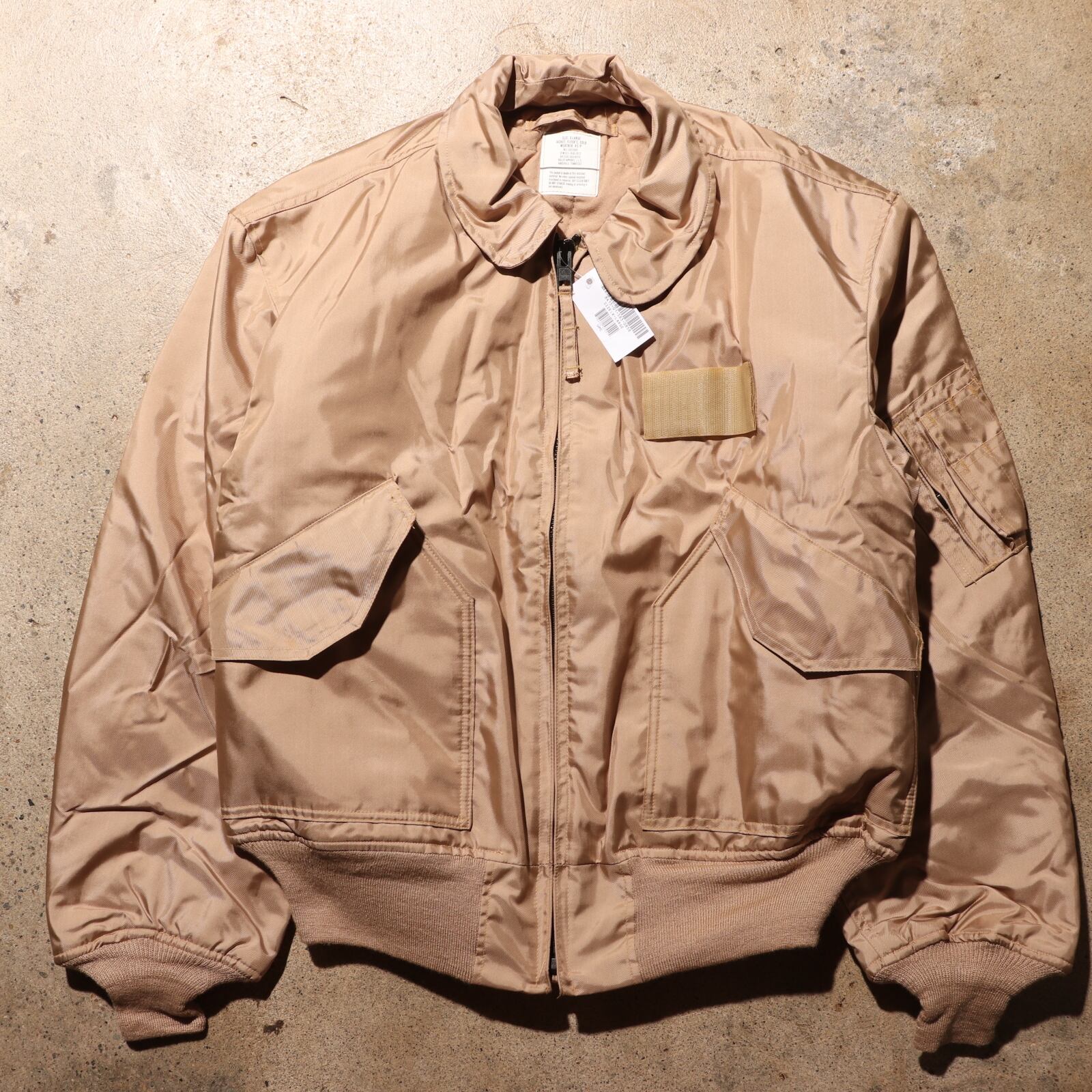 Deadstock XL 10年 デザートタン CWU-45/P 米軍実物 フライト Deadstock XL 10年 デザートタン CWU-45/P 米軍実物 フライト