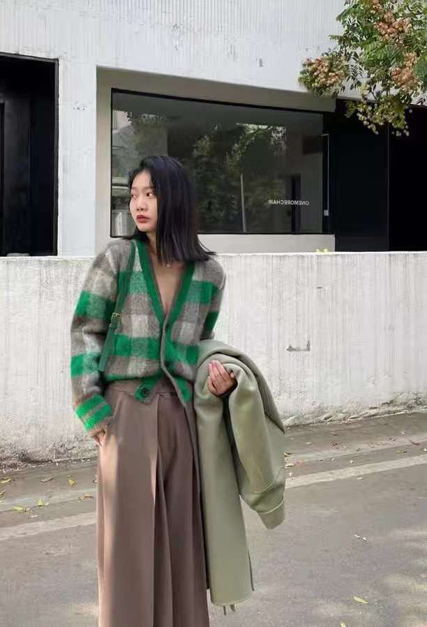 チェックニットカーディガン　AJ222-6265