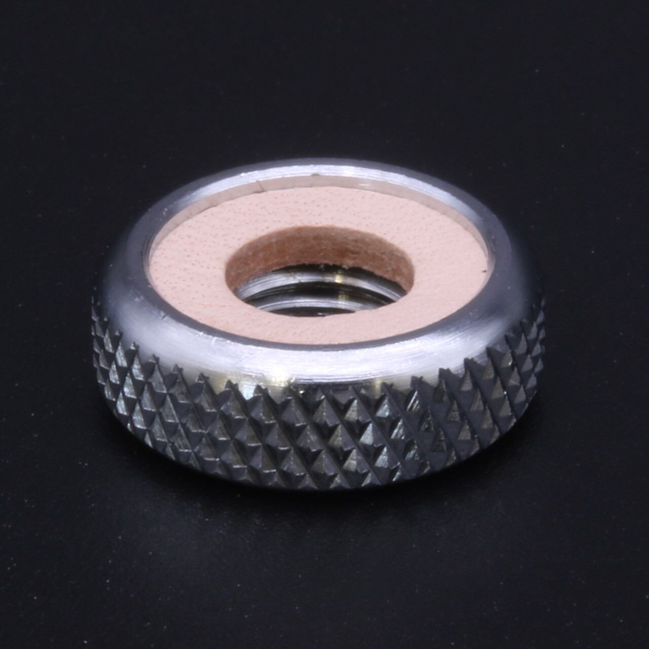W702】スプレー塗料用ラック(7色×5段) | EOS Mr.HOBBY W702】スプレー塗料用ラック(7色×5段) | EOS Mr.HOBBY