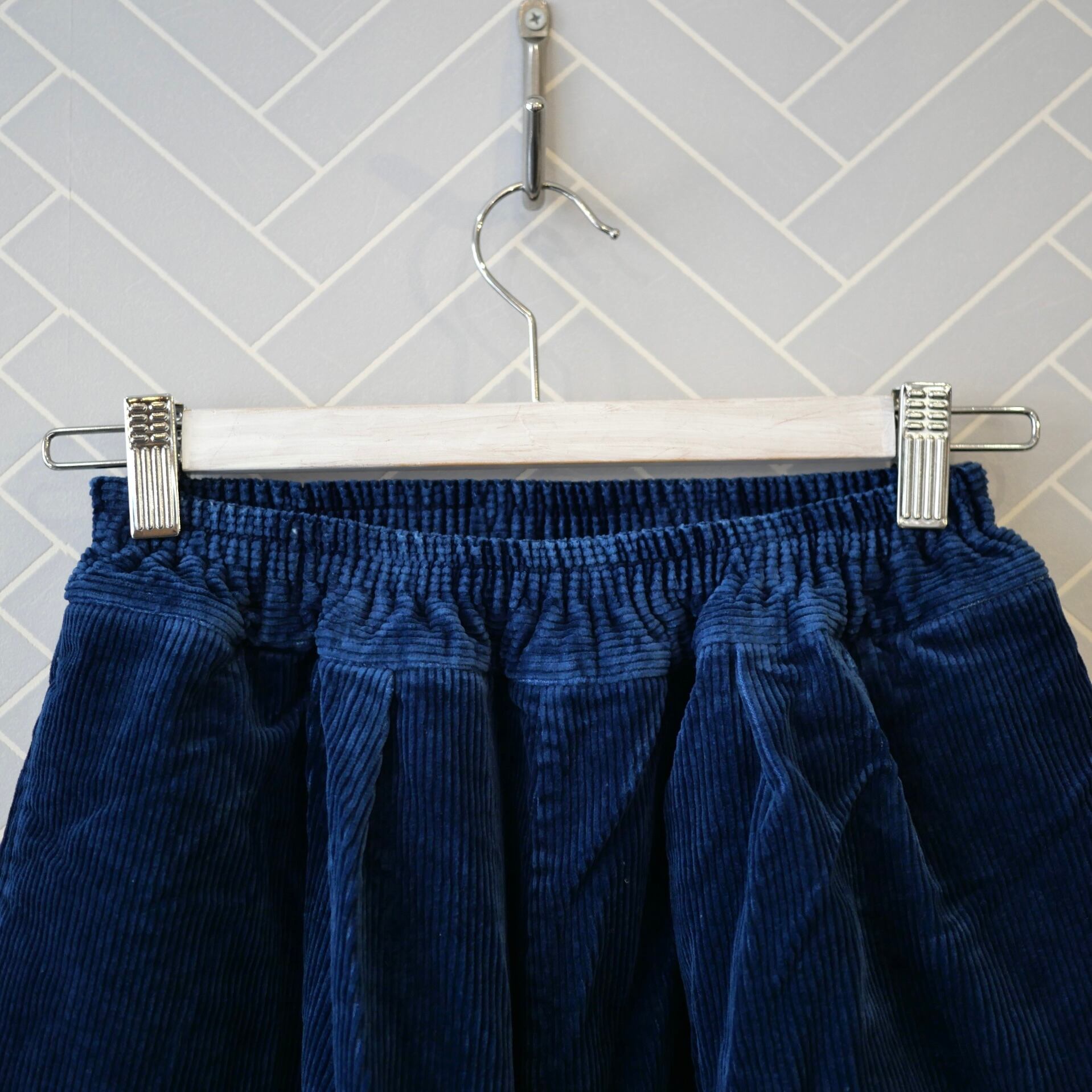 R&D.M.Co- no.7052 9W CORDUROY GUM PANTS Indigo | Cieloazulmat R&D.M.Co- no.7052 9W CORDUROY GUM PANTS Indigo | Cieloazulmat