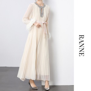 Ivory Pleats Dress　a0316