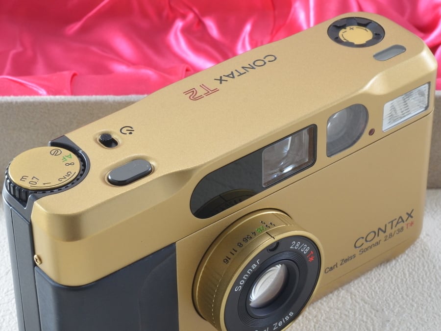 【完動美品】コンパクトフィルムカメラ CONTAX T2 箱ストラップ付作 例有