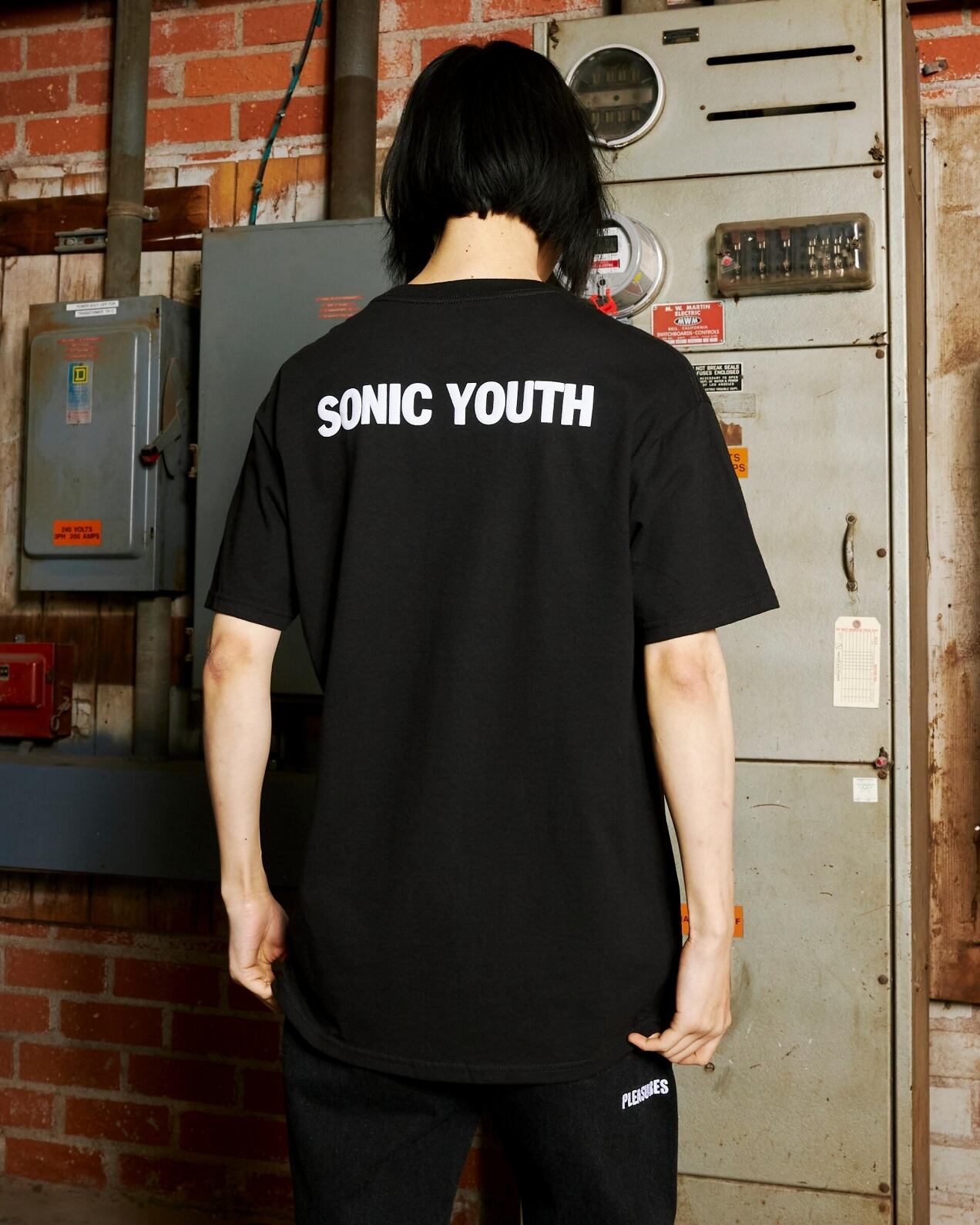 【PLEASURES/プレジャーズ×Sonic Youth/ソニック・ユース】STAR POWER T-SHIRT Tシャツ / BLACK /  11638 | AnKnOWn LAB powered by BASE