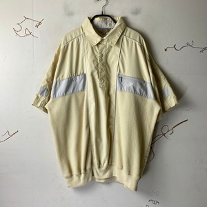 old light yellow color pullover rib shirt