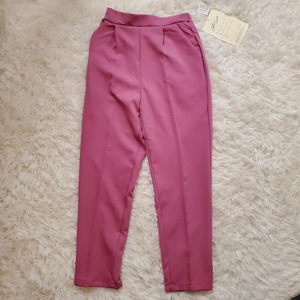 【新品・未使用】チャコクローゼット　パンツ　春カラー