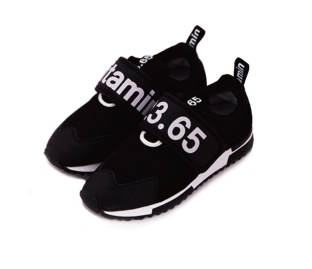 【23.65】VITAMIN SHOES BLACK