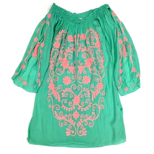 刺繍×タッセル オフショルダー リゾートワンピース (グリーン)【バリ島直輸入】