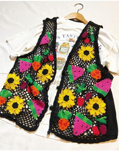 "Carole little " fruits patternカギ編み gilet knit vest【L】