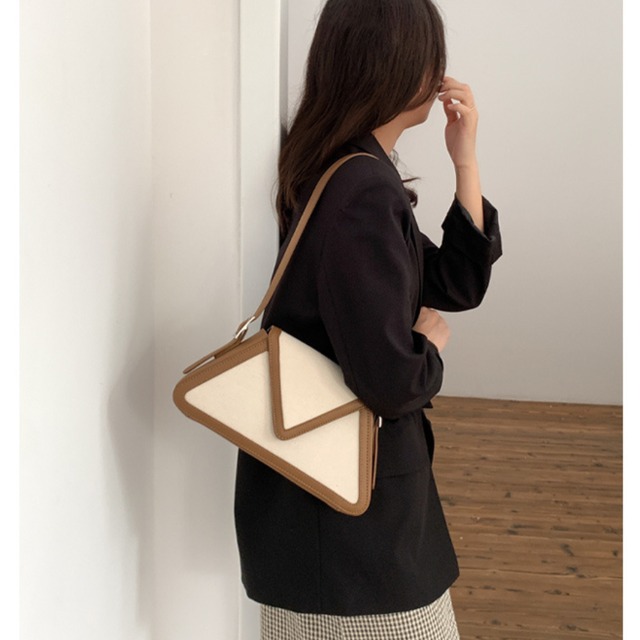 トライアングルバイカラー ショルダーバッグ　11701