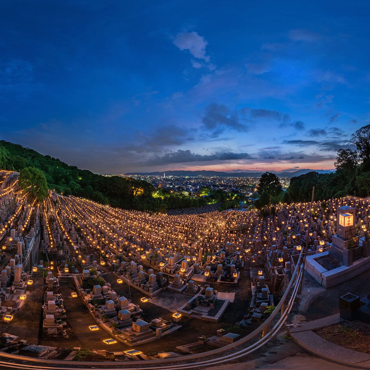 東本願寺 東大谷万灯祭