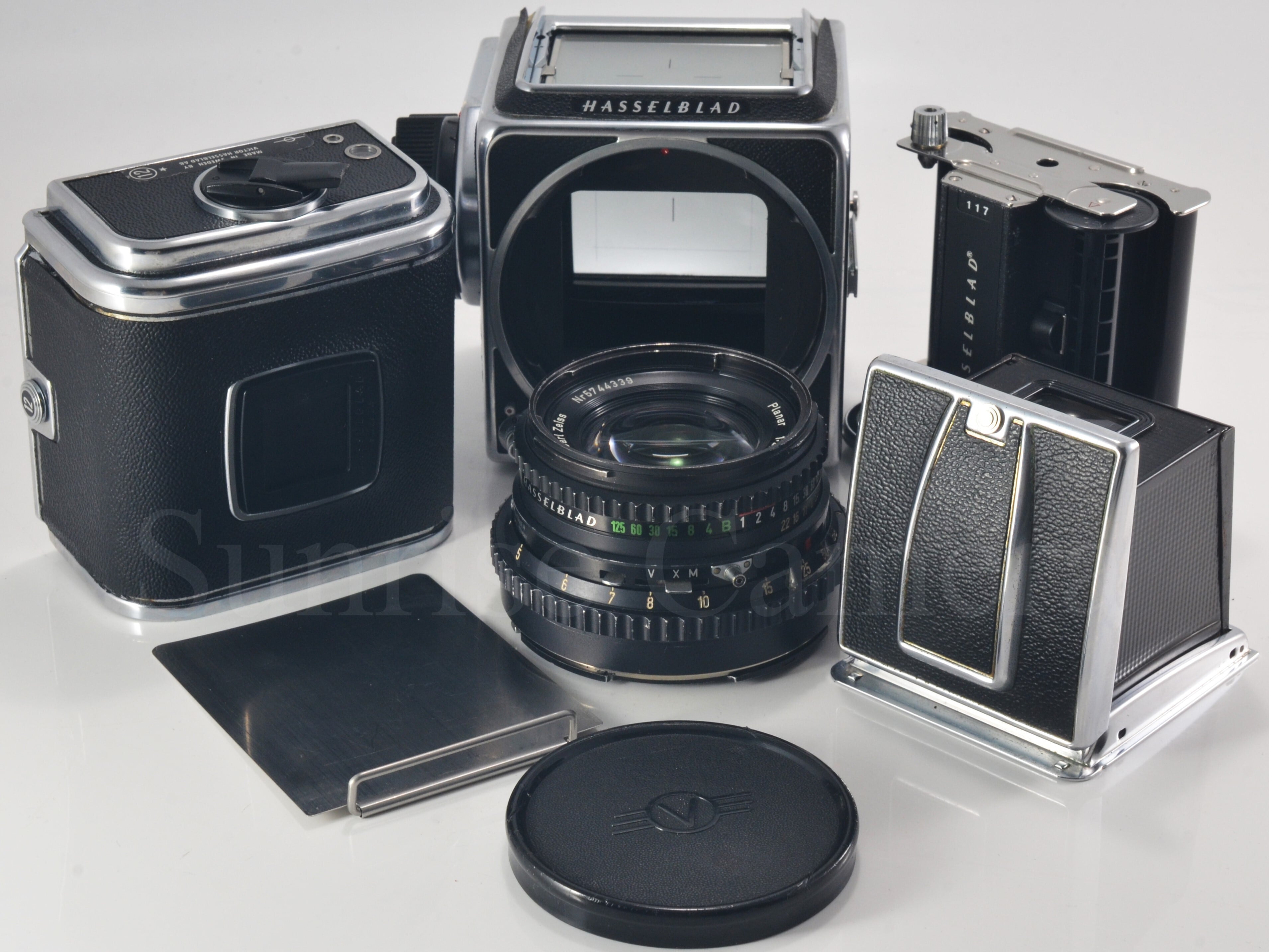 Hasselblad 500C/M / Carl Zeiss Planar T* 80mm F2.8 C A12