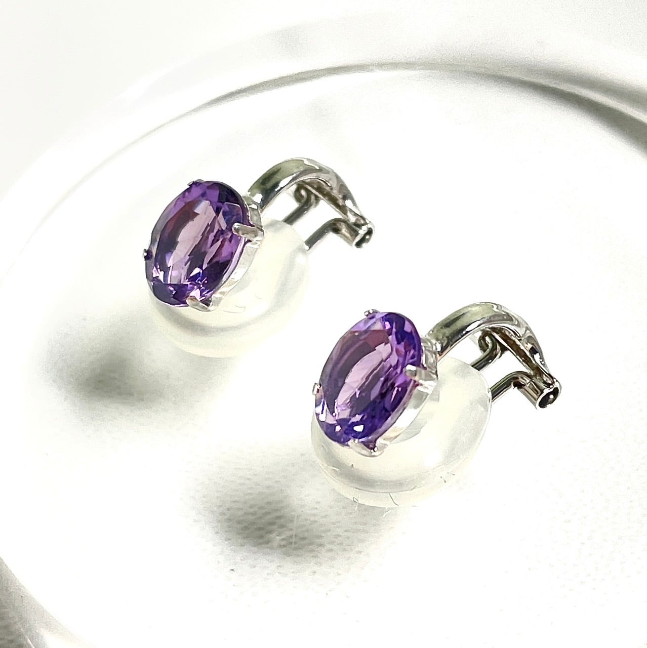 天然石　大粒アメジスト？　14KWG　14金ホワイトゴールド　カフリンクス 指輪 18金 ホワイトゴールド 天然石 サイド三文字リング 主石の