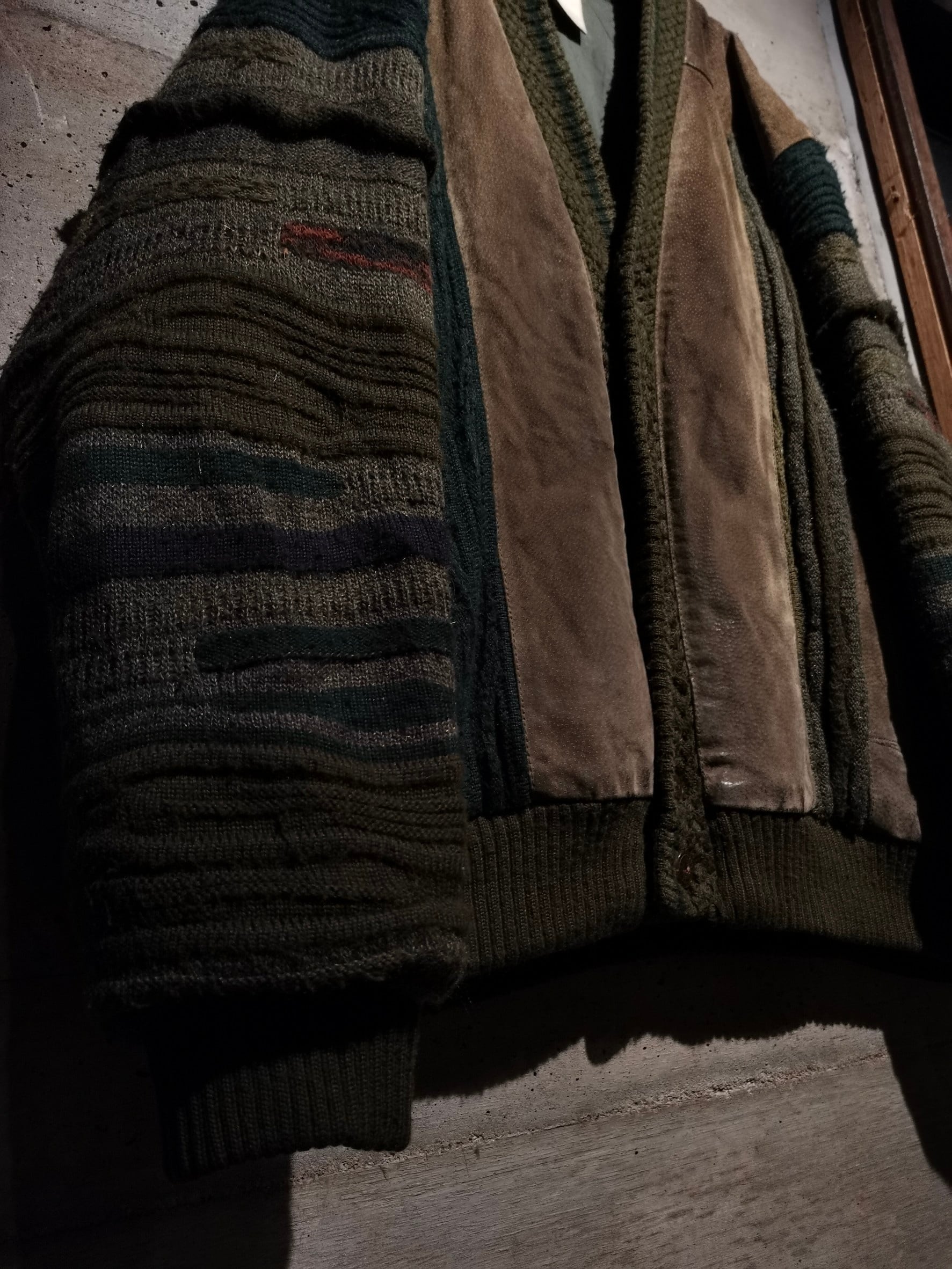 Caka】Suede Leather Switching Vintage Loose 3D Knit Cardigan 