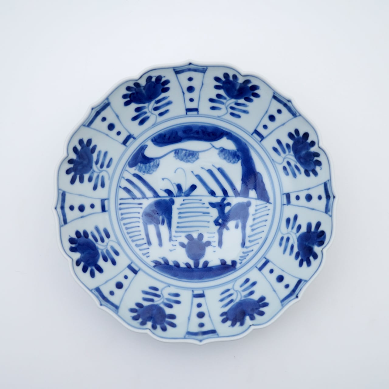 染付芙蓉手双鹿図19cm桔梗渕ボウル | 福珠窯ファクトリーショップ