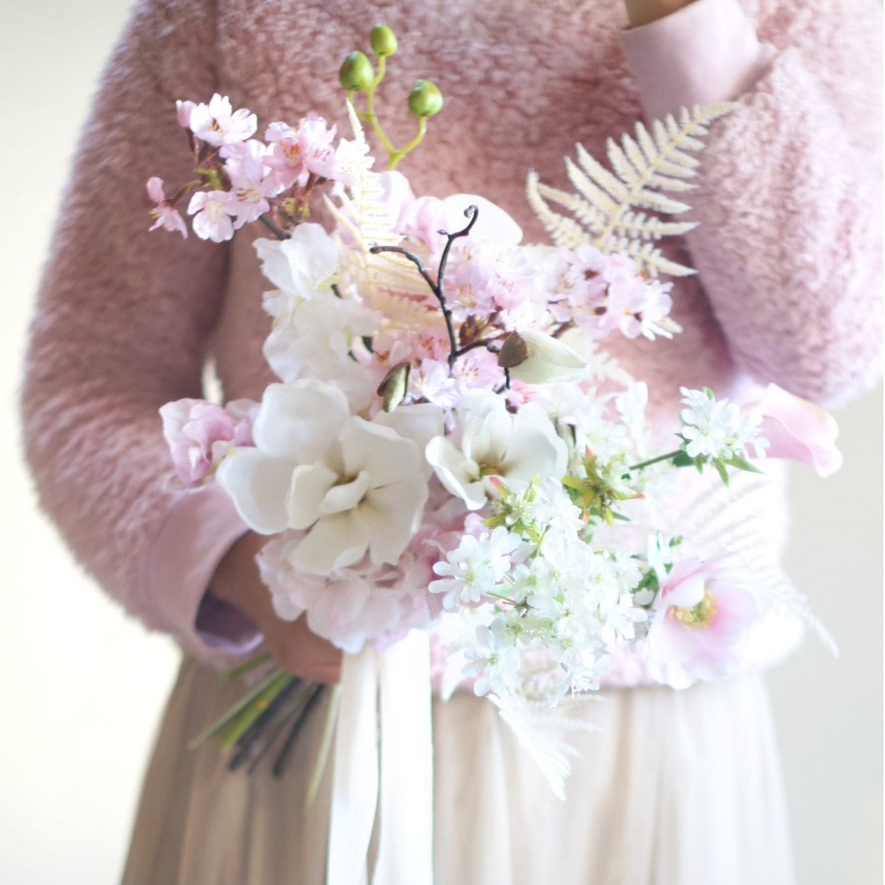 桜とマグノリア（木蓮）の和装ブーケ❀春ブーケ❀アーティフィシャルフラワーブーケ❀ウェディングブーケ