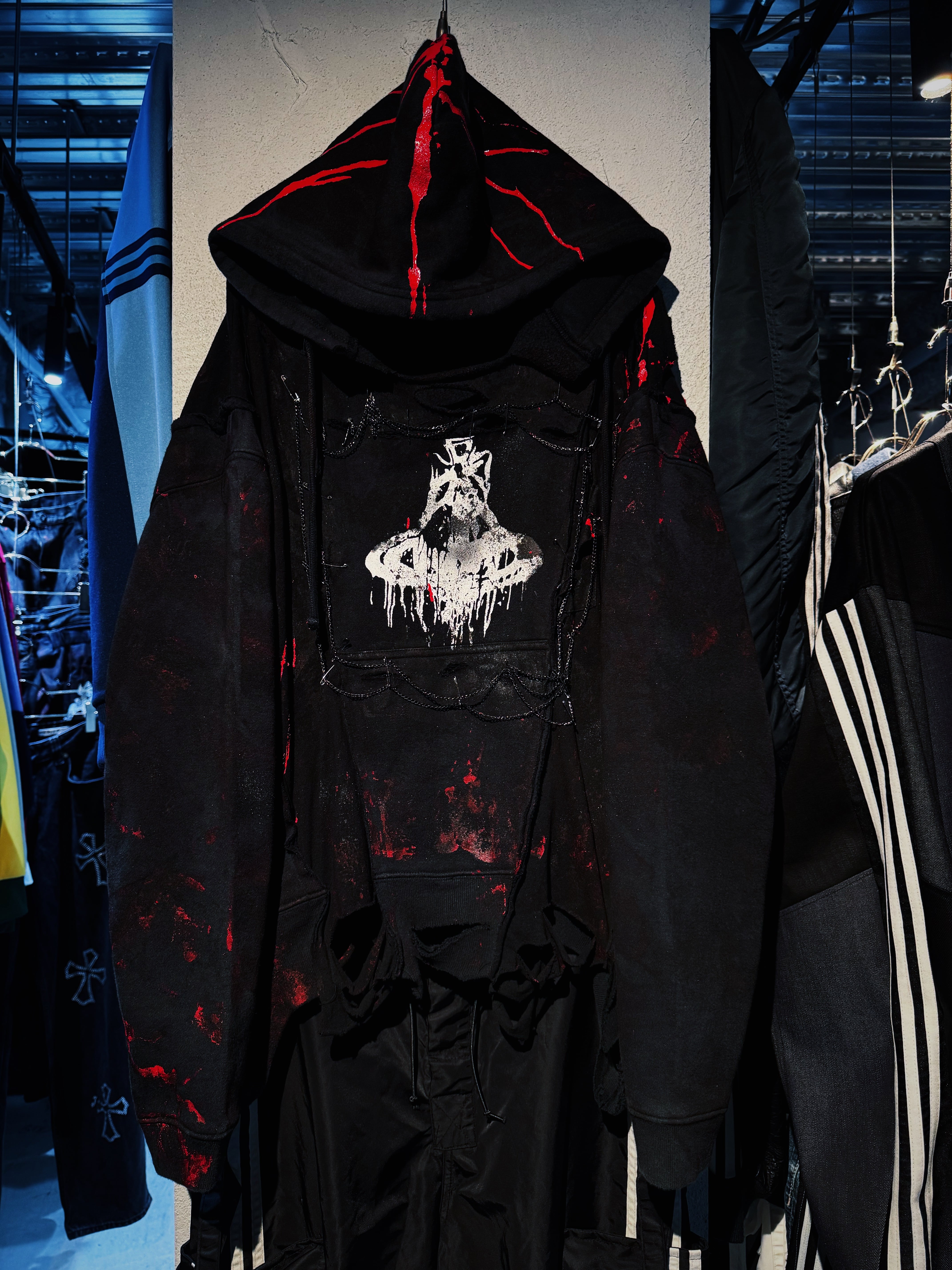 "vivid notes"melted Orb graphic design coating pullover sweat