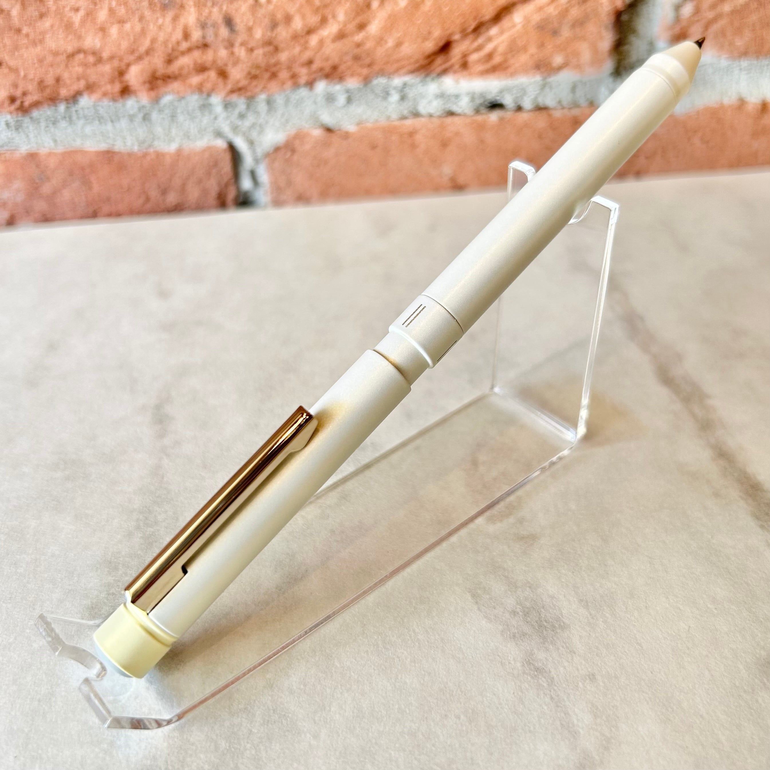 限定品】ゼブラ「シャーボX LT3 限定ニュアンスカラー」多機能ペン／全