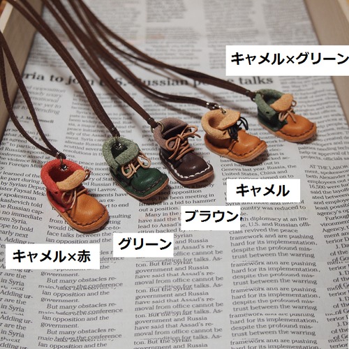【受注制作】ミニチュアブーツのネックレス (KA056h3-6)