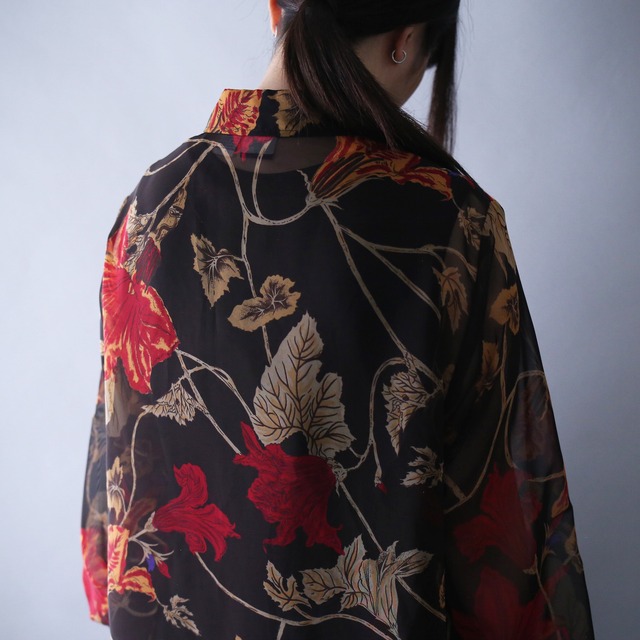 “和”motif loose silhouette flower see-through design shirt
