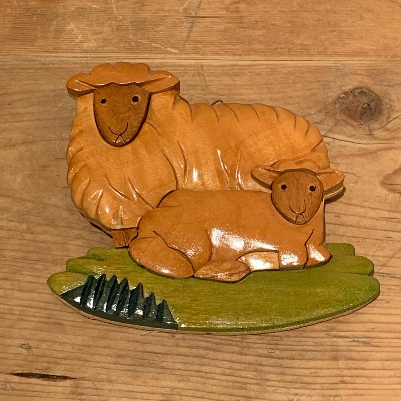 SHEEP & LAMB 壁掛け 木製 ニュージーランド ビンテージ 二匹の