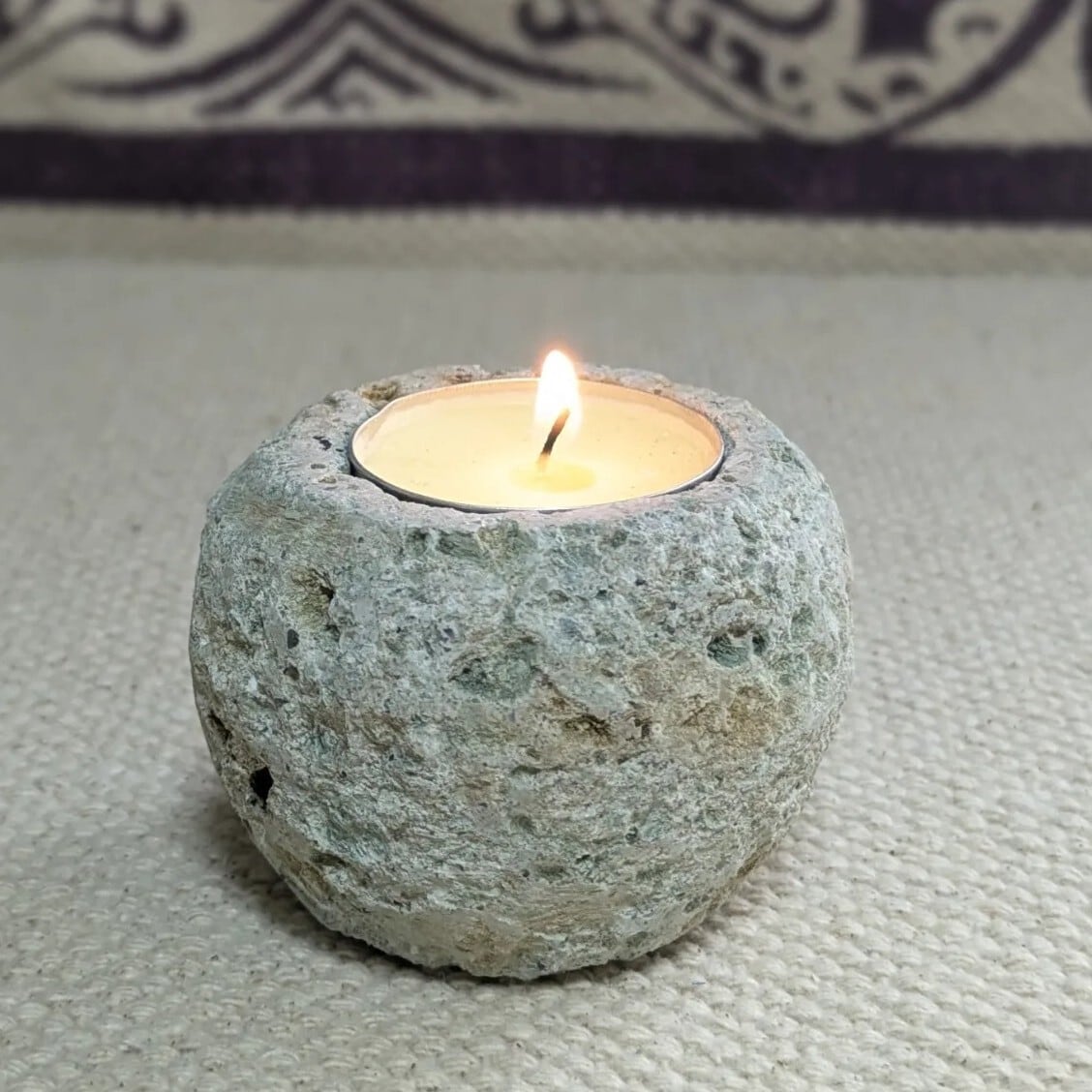 大谷石のキャンドル器 | GRANITE STAFF