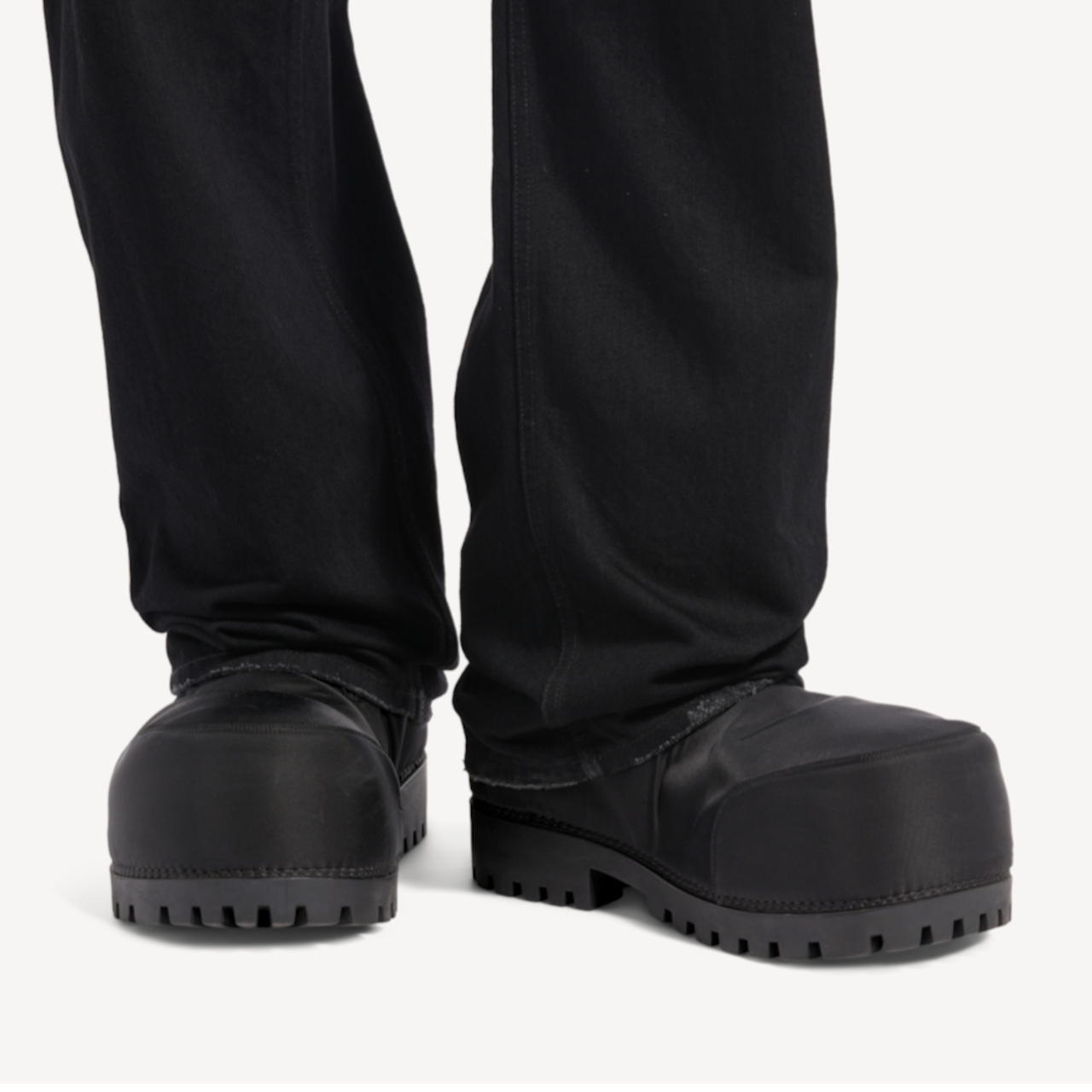 【BALENCIAGA】ALASKA LOW BOOT - 5