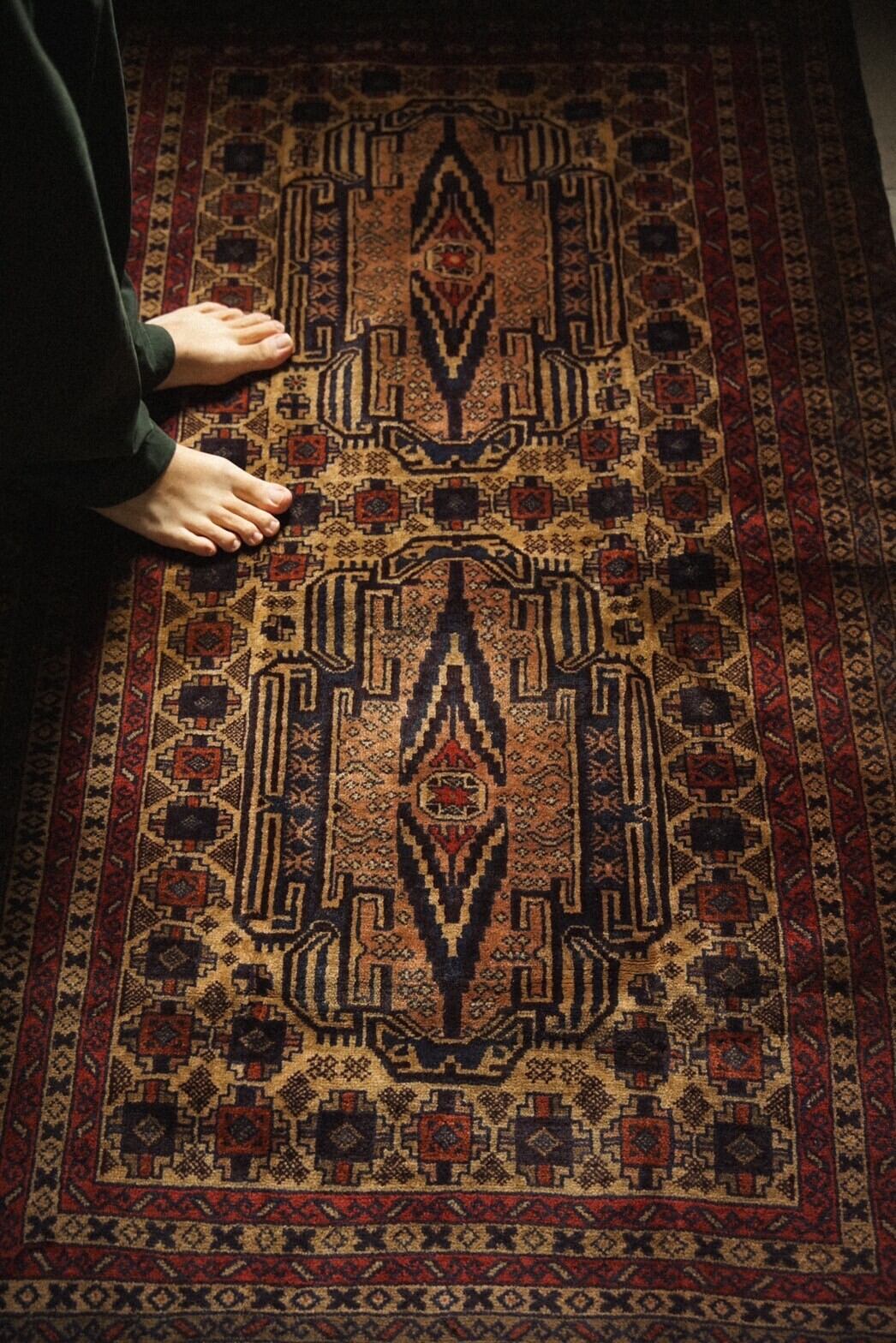 928 -Vintage Baluch rug