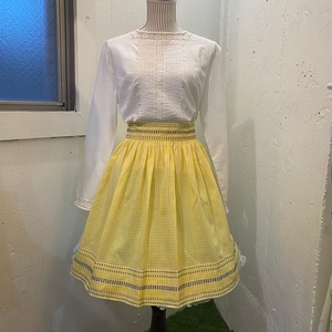 VINTAGE yellow gingham check apron