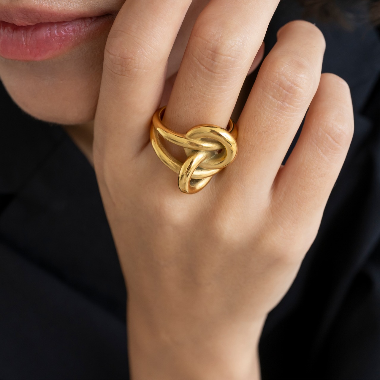 【ネコポス便】金属アレルギー対応 ループリング 指輪 女性 アクセサリー ゴールド シルバー ステンレス 大きめ 大ぶり 個性的 重厚感 2475