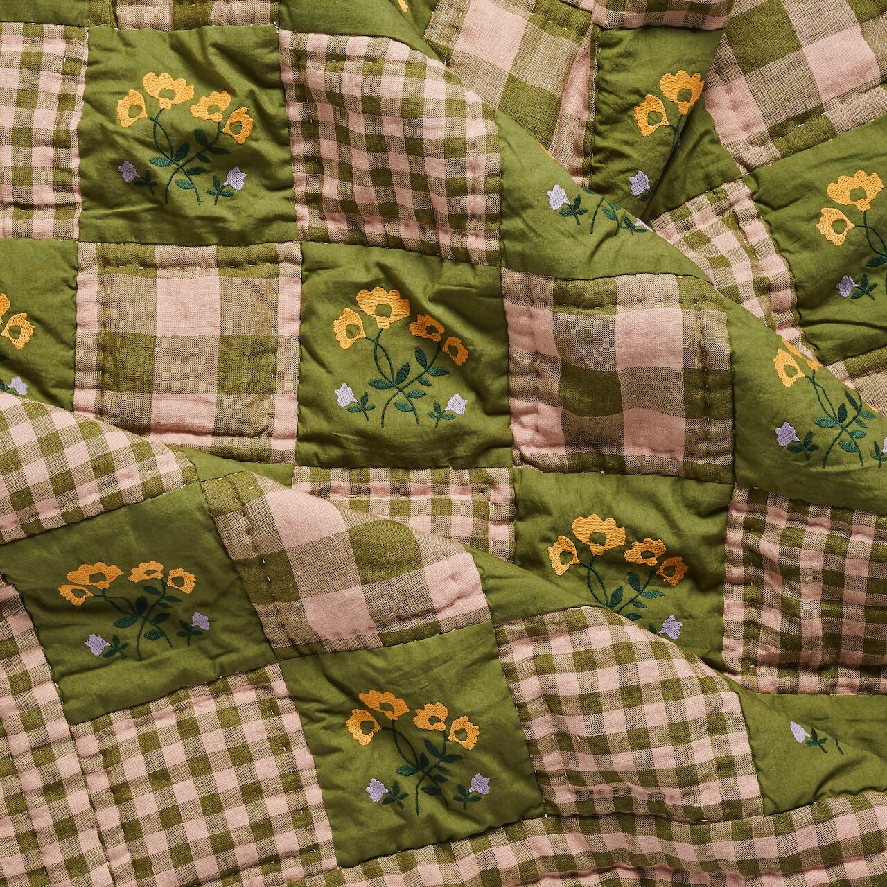 Projektityyny LEINIKKI GINGHAM EMBROIDERED QUILT OLIVE 210x160