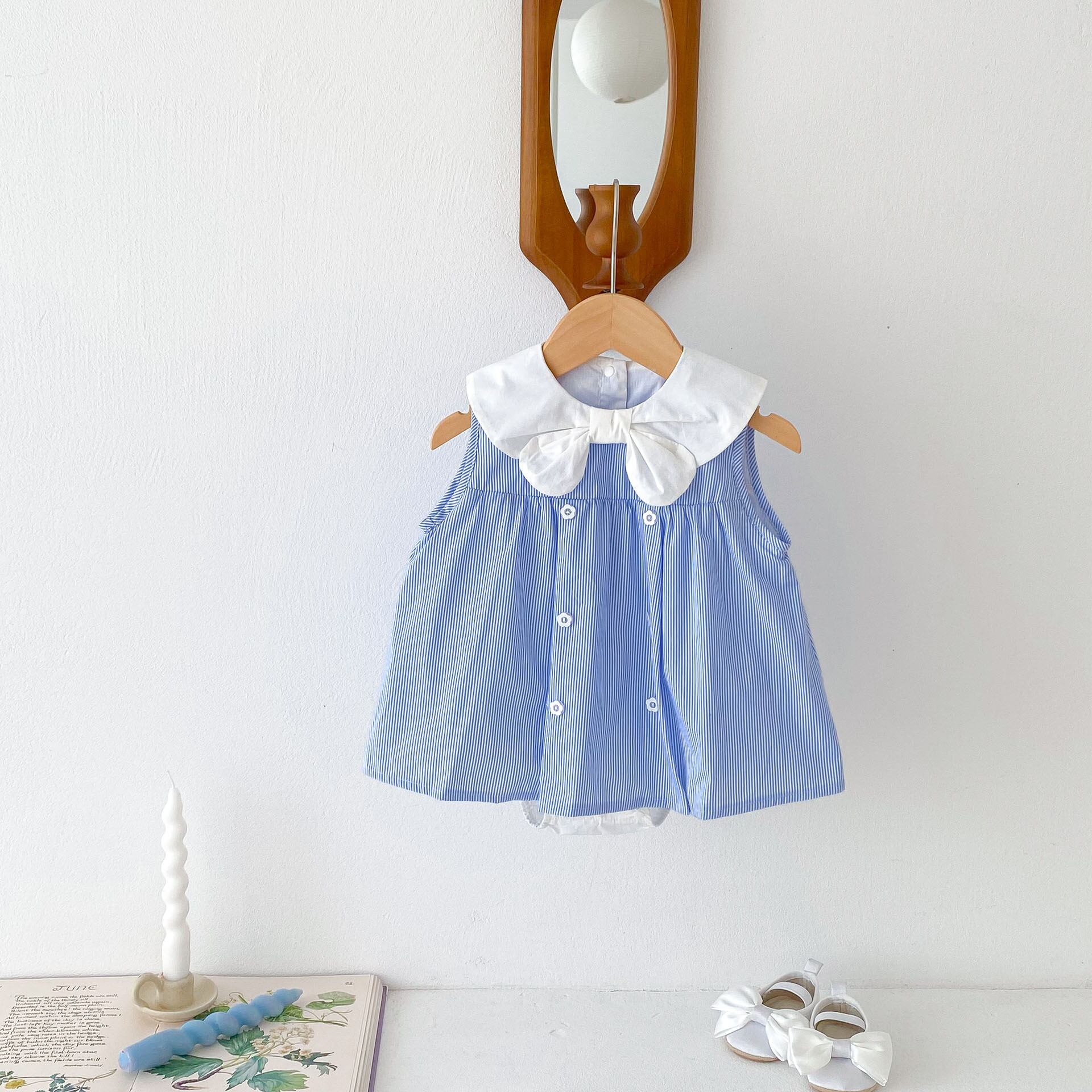 【BABY】ストライプノースリーブロンパース