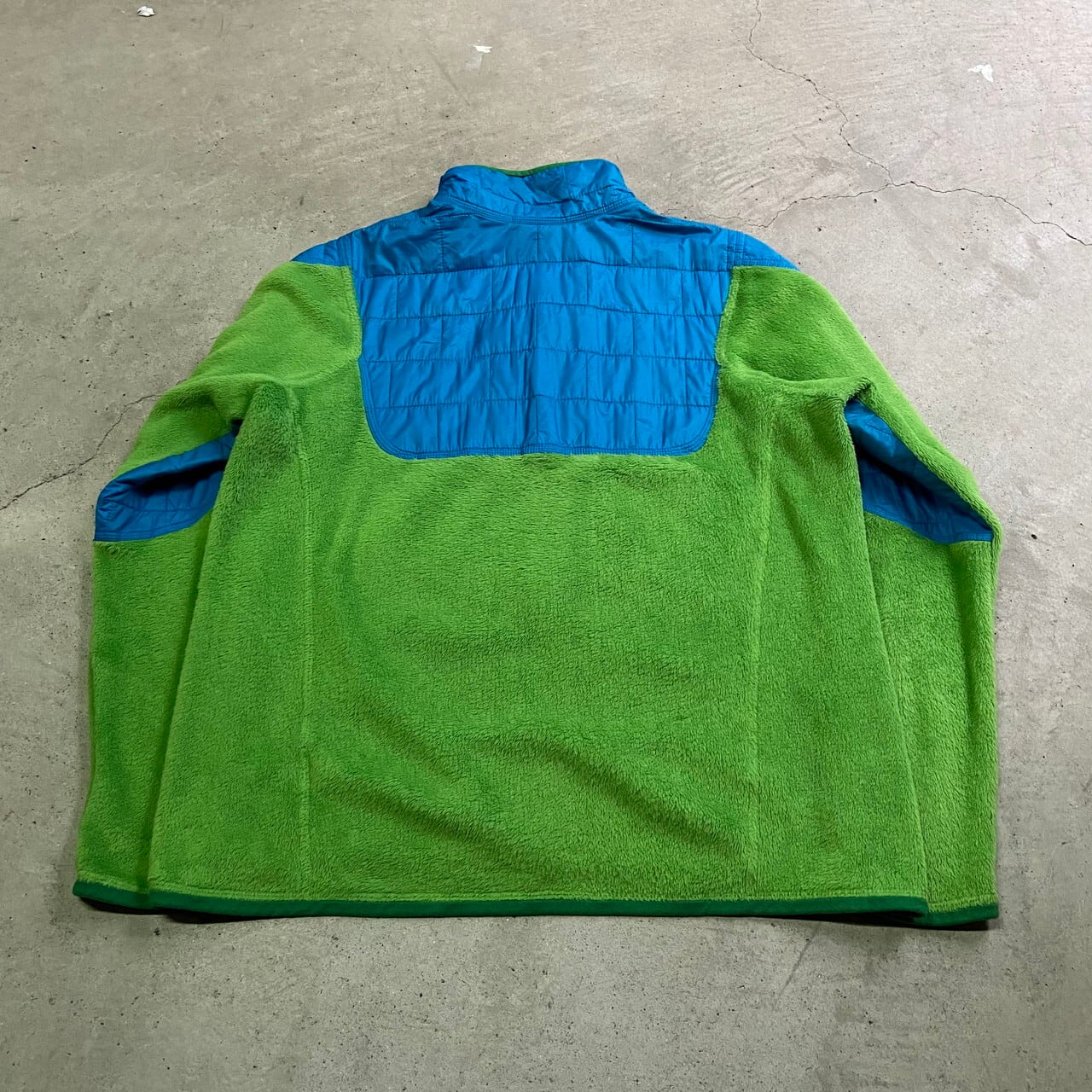 美品　パタゴニア  パフジャケット　Lサイズ　グリーン