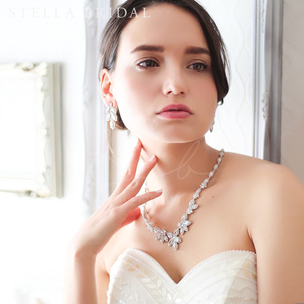 キュービックジルコニア ウェディングジュエリー パヴェリーフ ネックレス | STELLA BRIDAL -  オシャレ花嫁さま御用達ウェディングアクセサリーショップ ＜ステラブライダル＞