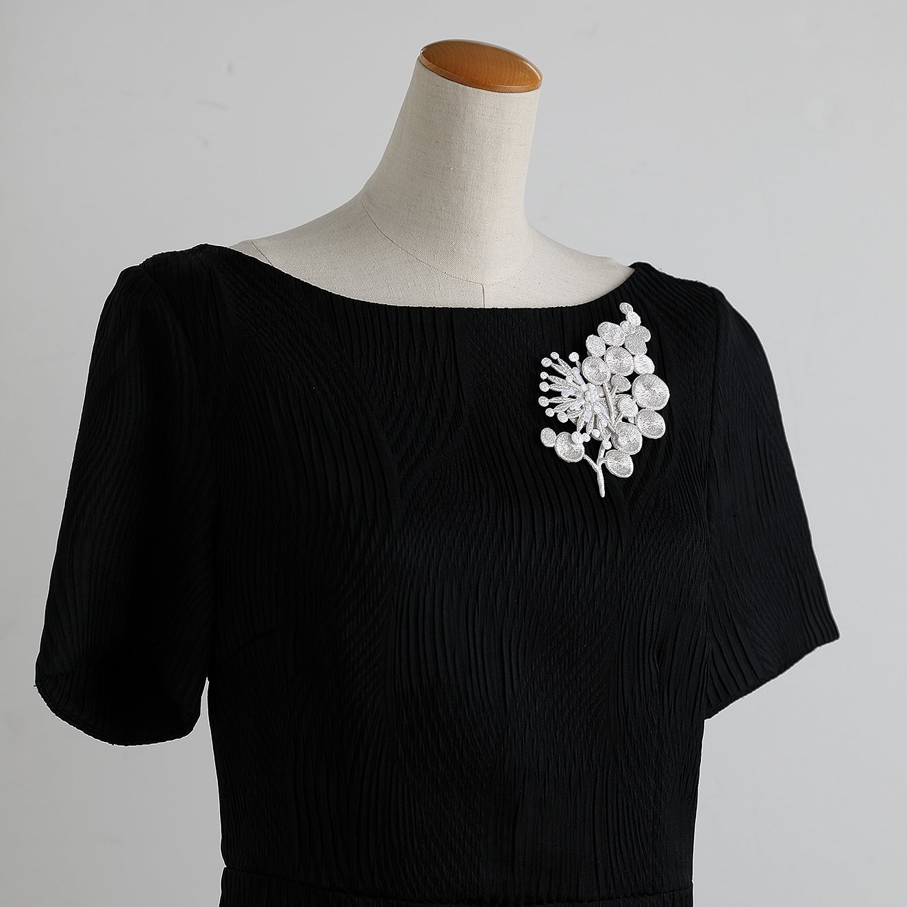 刺繍ブローチ ga.la (br-124)2色