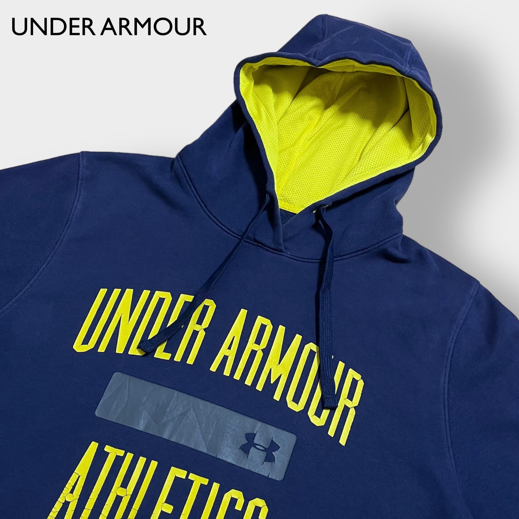 UNDER ARMOUR アンダーアーマー ウインドブレーカー  黒 迷彩 カモ