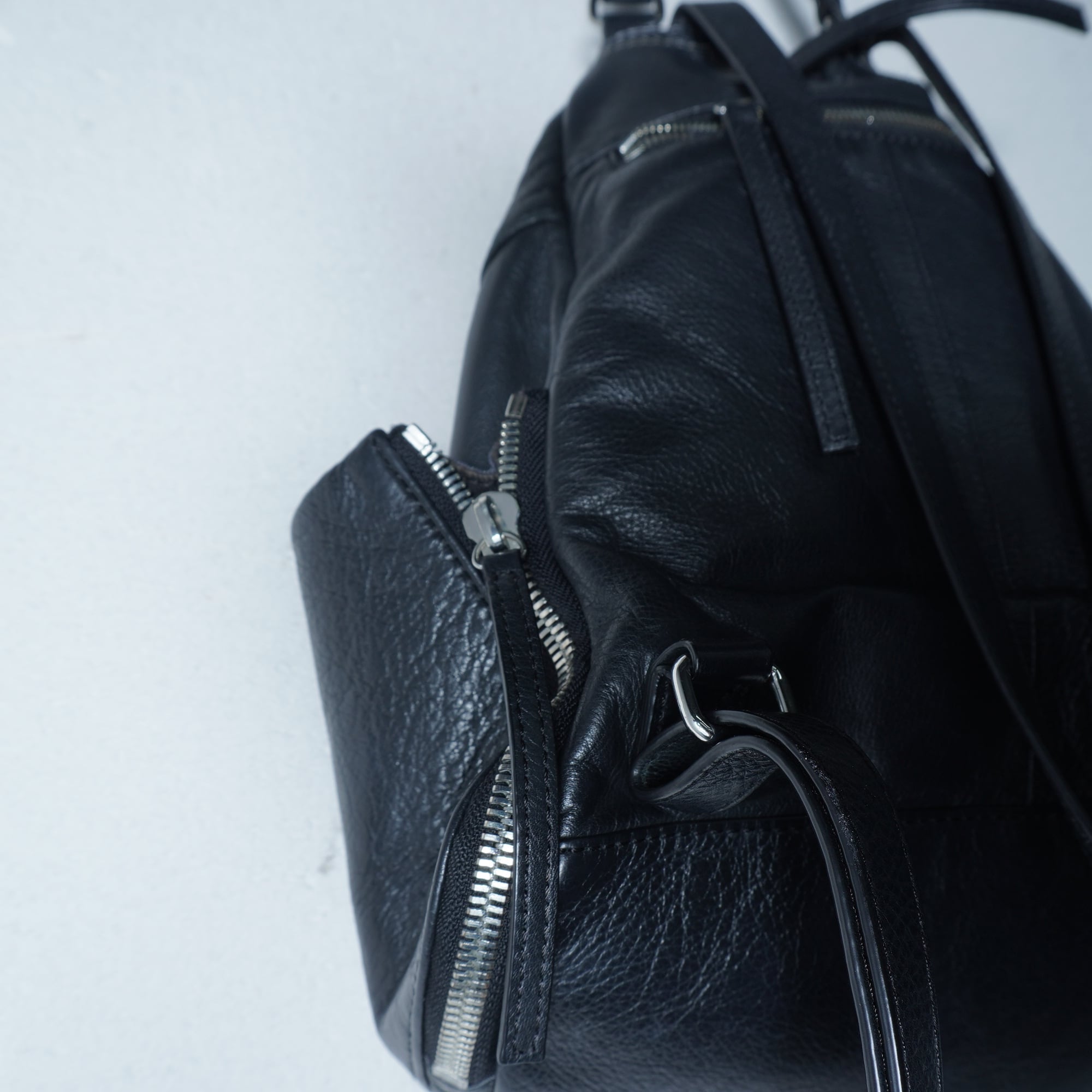 DIESEL レザー リュック バックパック ブラック Y2K 本革 DIESEL】ディーゼル ”dark wear ・Y2K