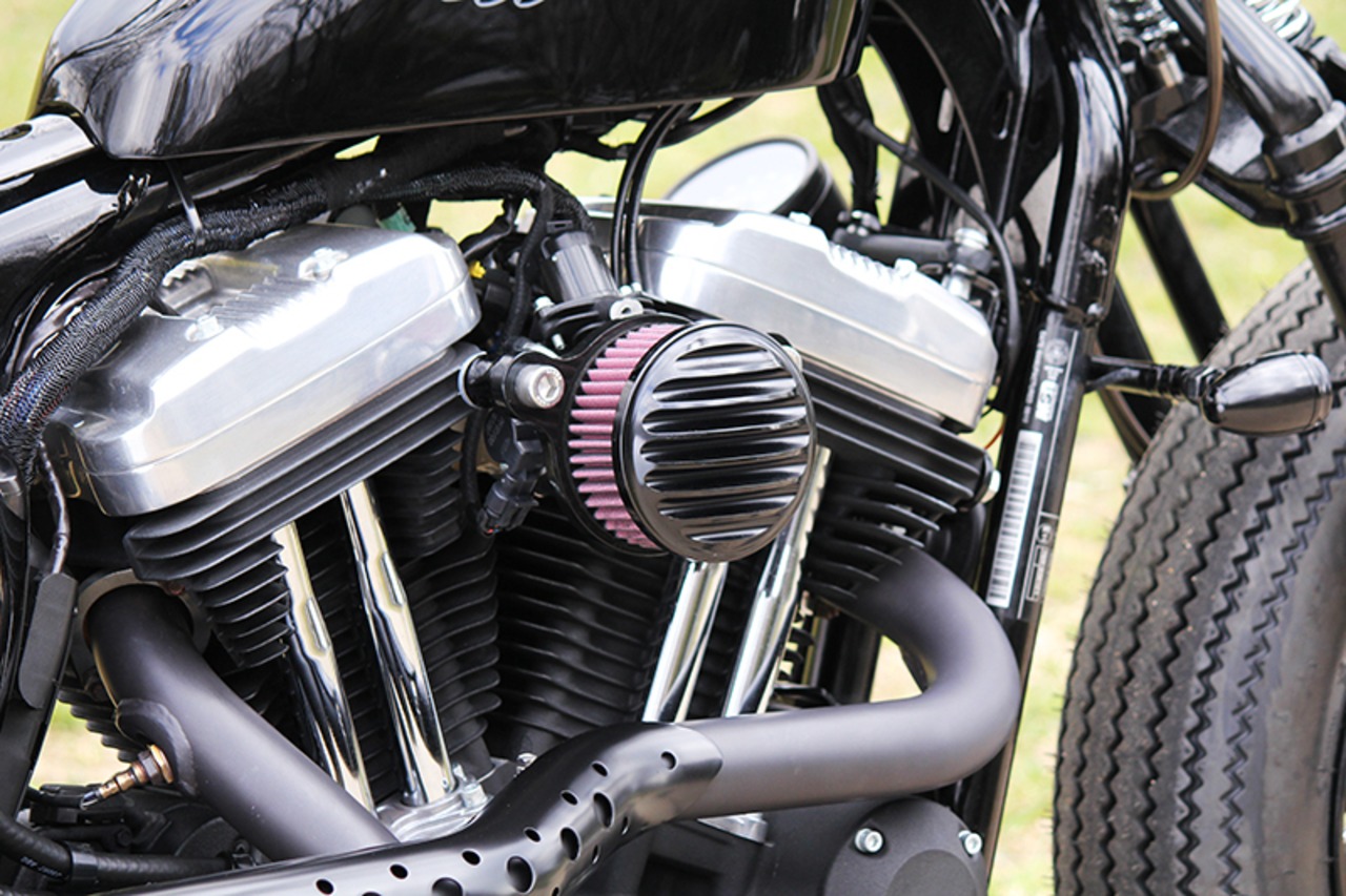 Finned billet air cleaner BLACK XL（91-16YEAR）