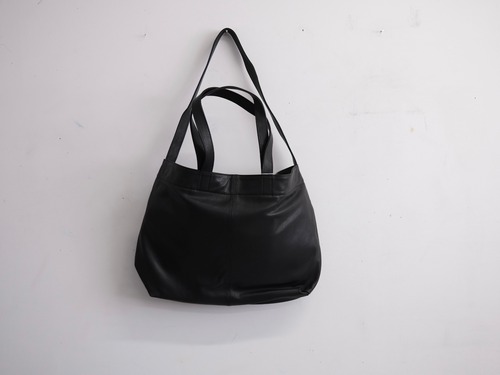 UNIVERSAL PRODUCTS.” LEATHER TOTE BAG”