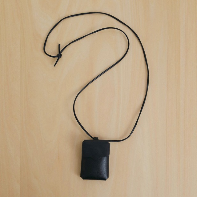 anuke（アンヌーク）  2way Multi Case マルチケース（BLK）62611017